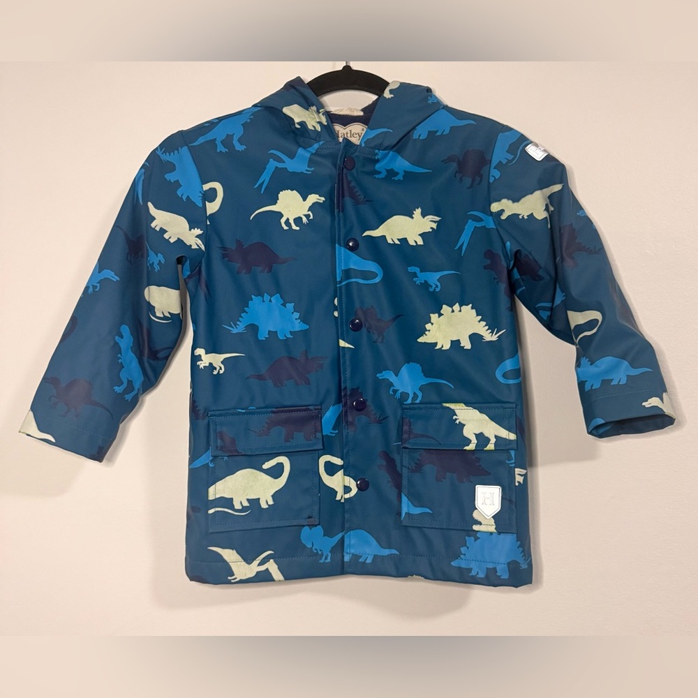 HATLEY Kids Unisex Size 5 Rain Jacket w Hood - Dinosaurs Blue Raincoat